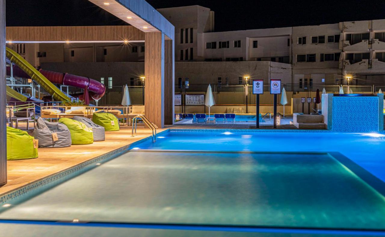 Amarina Abu Soma Resort & Aquapark Hurghada Bagian luar foto
