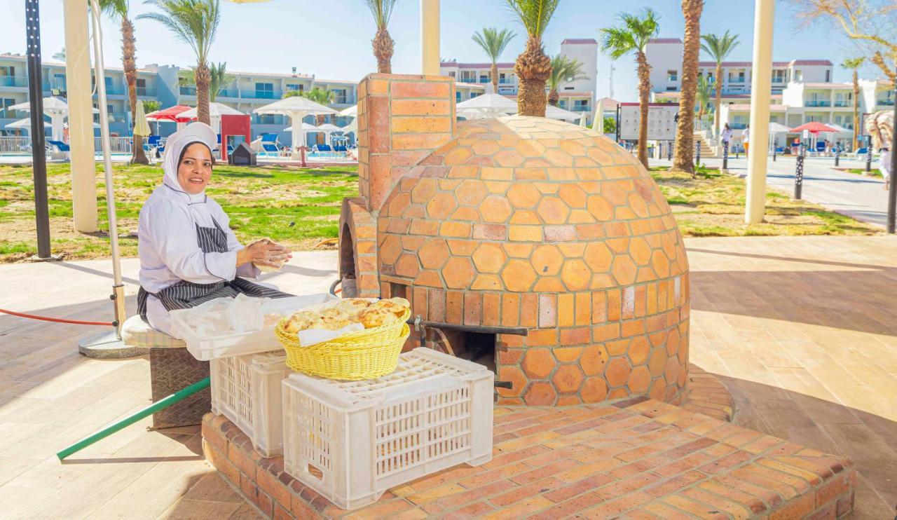 Amarina Abu Soma Resort & Aquapark Hurghada Bagian luar foto