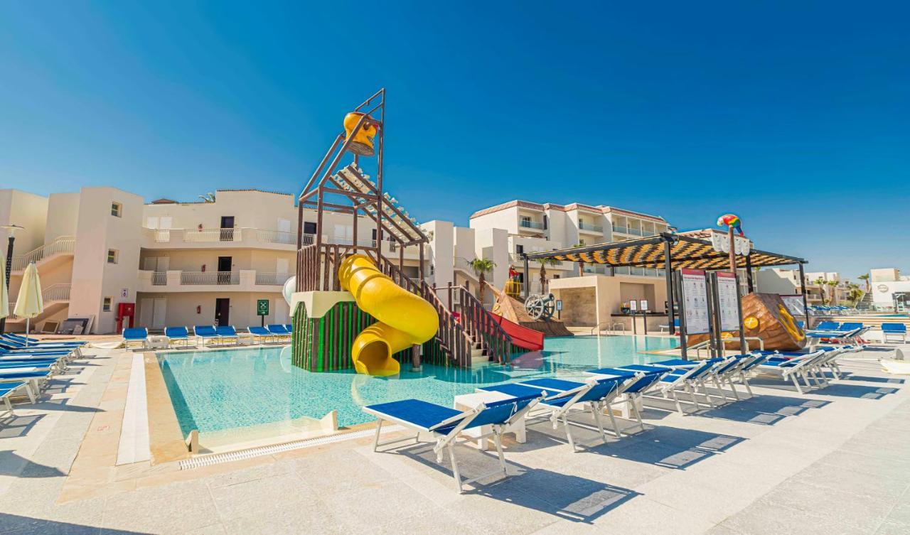 Amarina Abu Soma Resort & Aquapark Hurghada Bagian luar foto