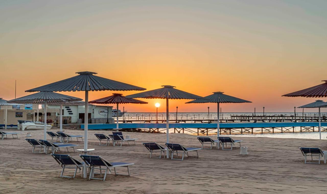 Amarina Abu Soma Resort & Aquapark Hurghada Bagian luar foto
